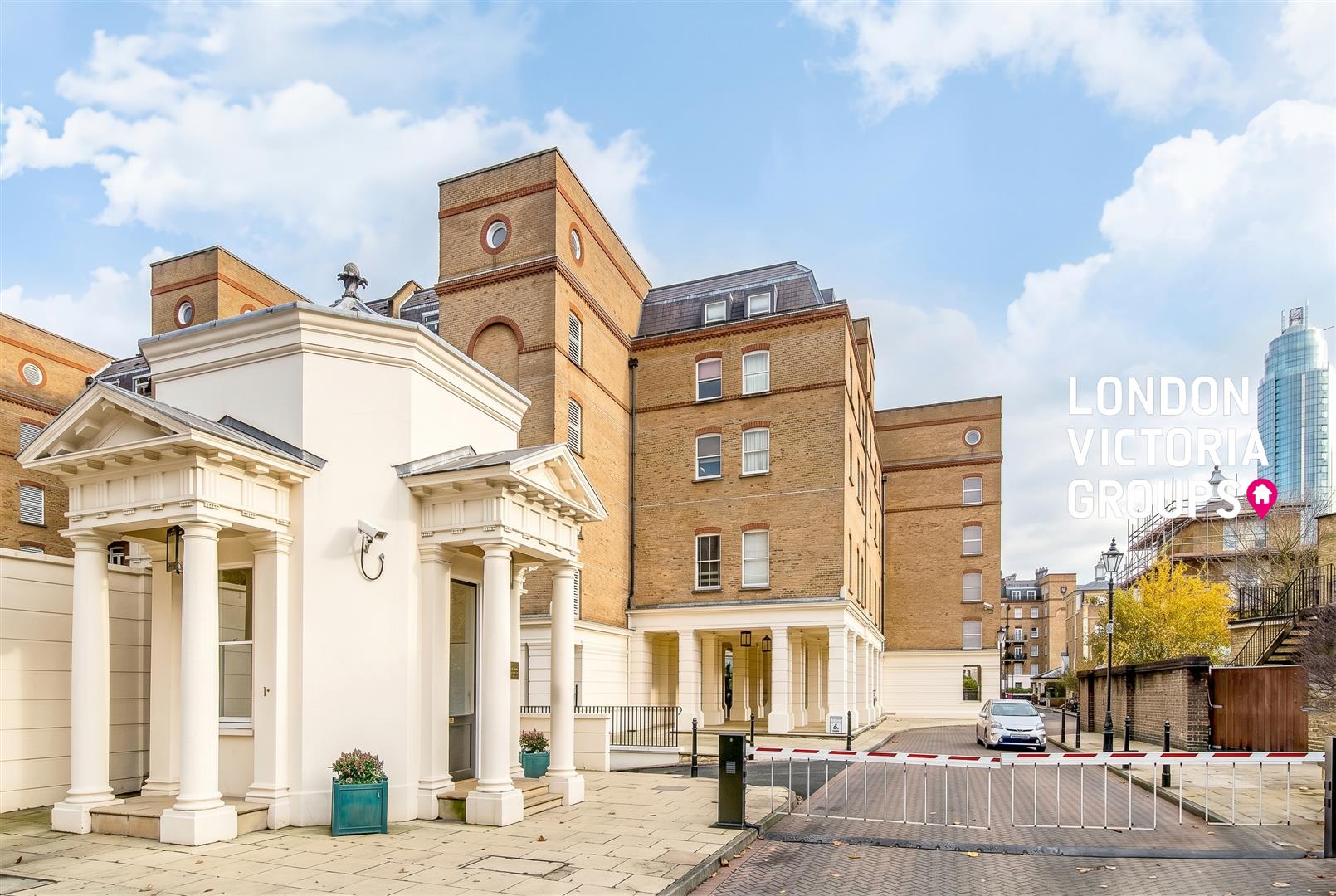 Balvaird Place, London
